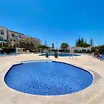 Casa Da Areia, Three Bedroom By The Luz