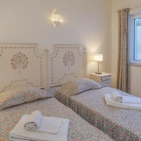 Casa Da Areia, Three Bedroom By The Luz