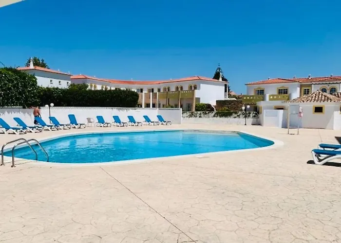 Casa Da Areia, Three Bedroom By The Dom wakacyjny *