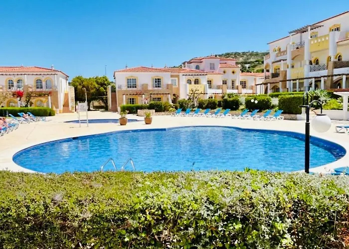 Casa Da Areia, Three Bedroom By The Dom wakacyjny